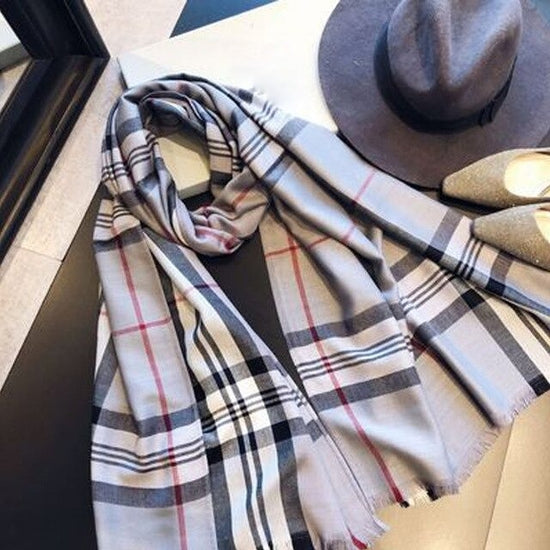 Beautiful Soft Warm Stylish Checked Fashion Scarves