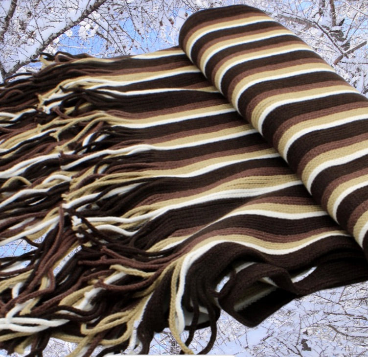 Beautiful Warm Fashionable unisex Fashion Scarf is designed as suitable for all ages in many Colours